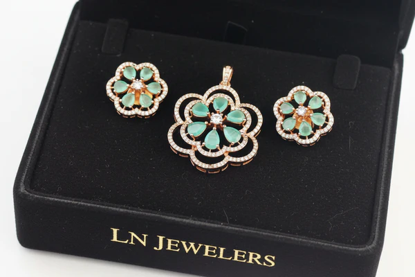 1520_1.webp AD Pendent With Earring - Image 1