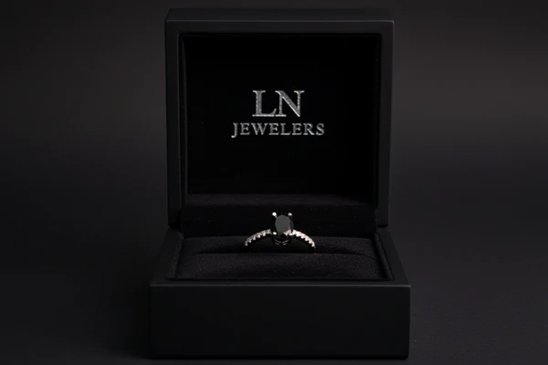 200_4.webp AD RING - Image 1