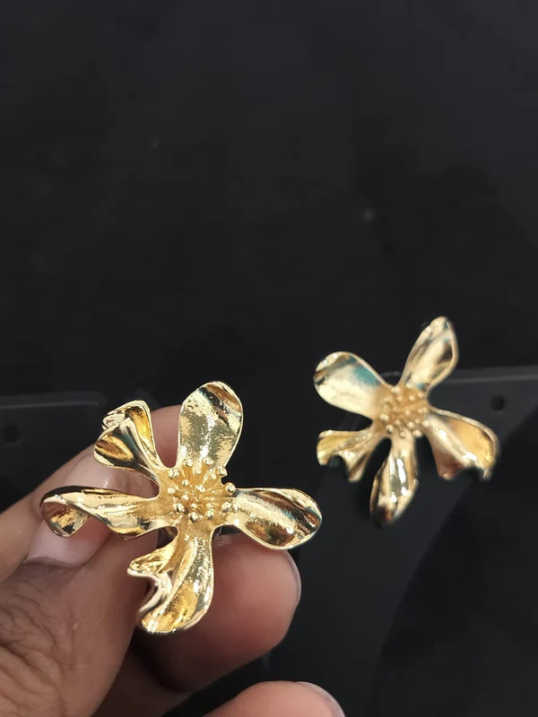 400_2.webp Anti Tarnish Earring - Image 1