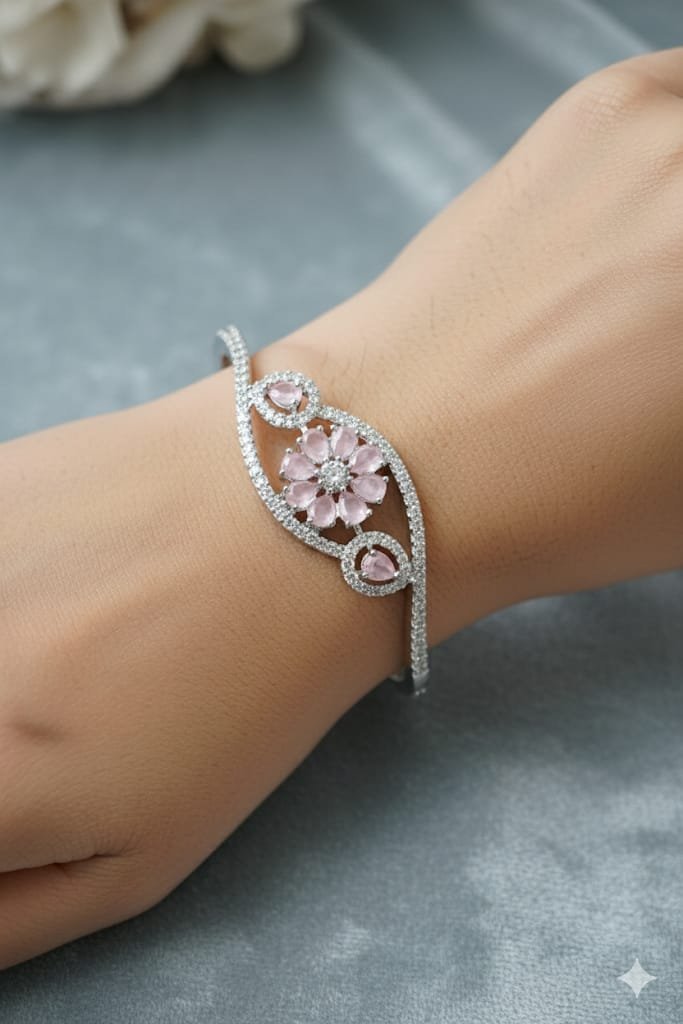 880-2-8.jpg AD Bracelet - Image 1