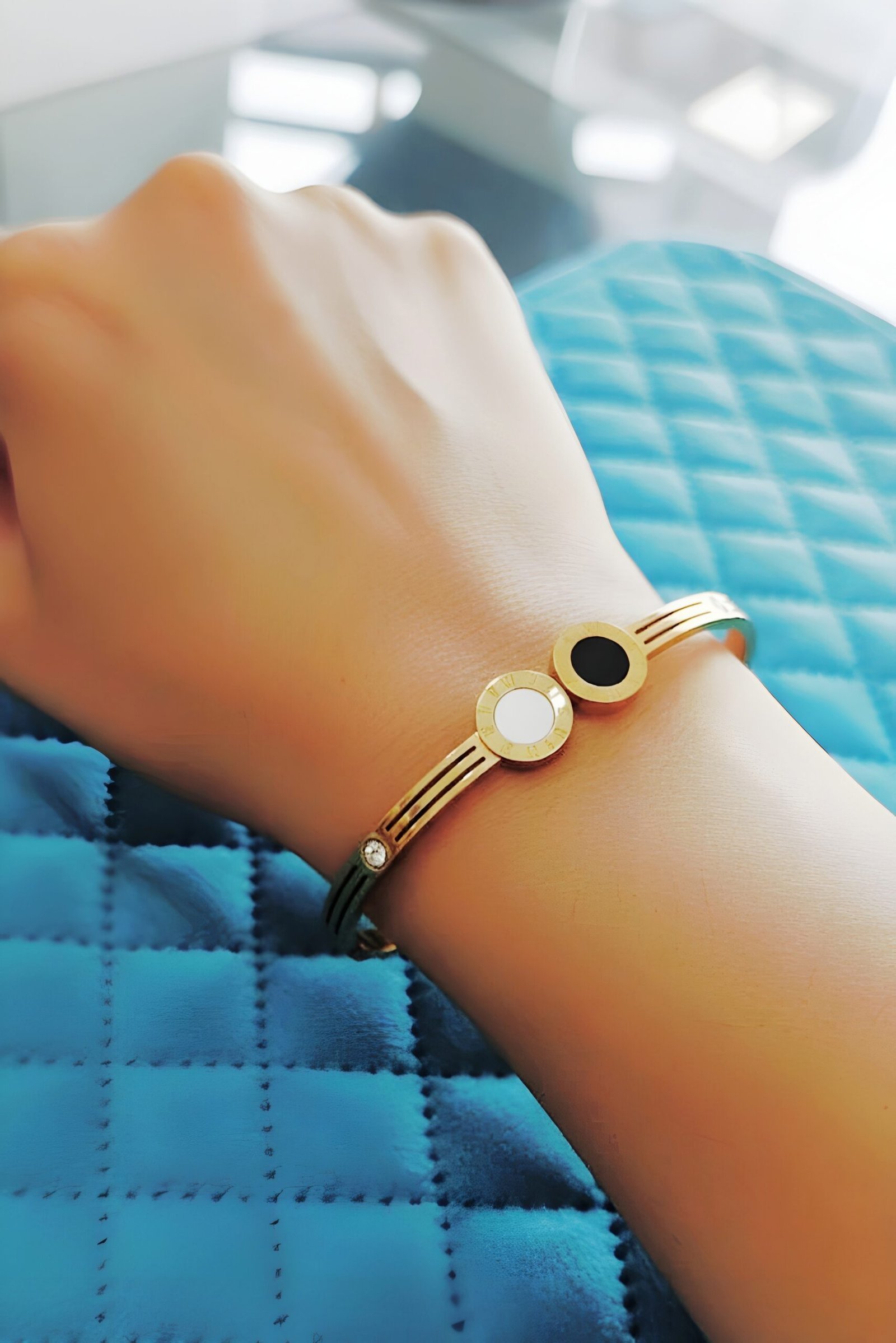 Picsart_25-11-15_15-11-07-963-scaled-5.jpg Anti Tarnish Bracelet - Image 1